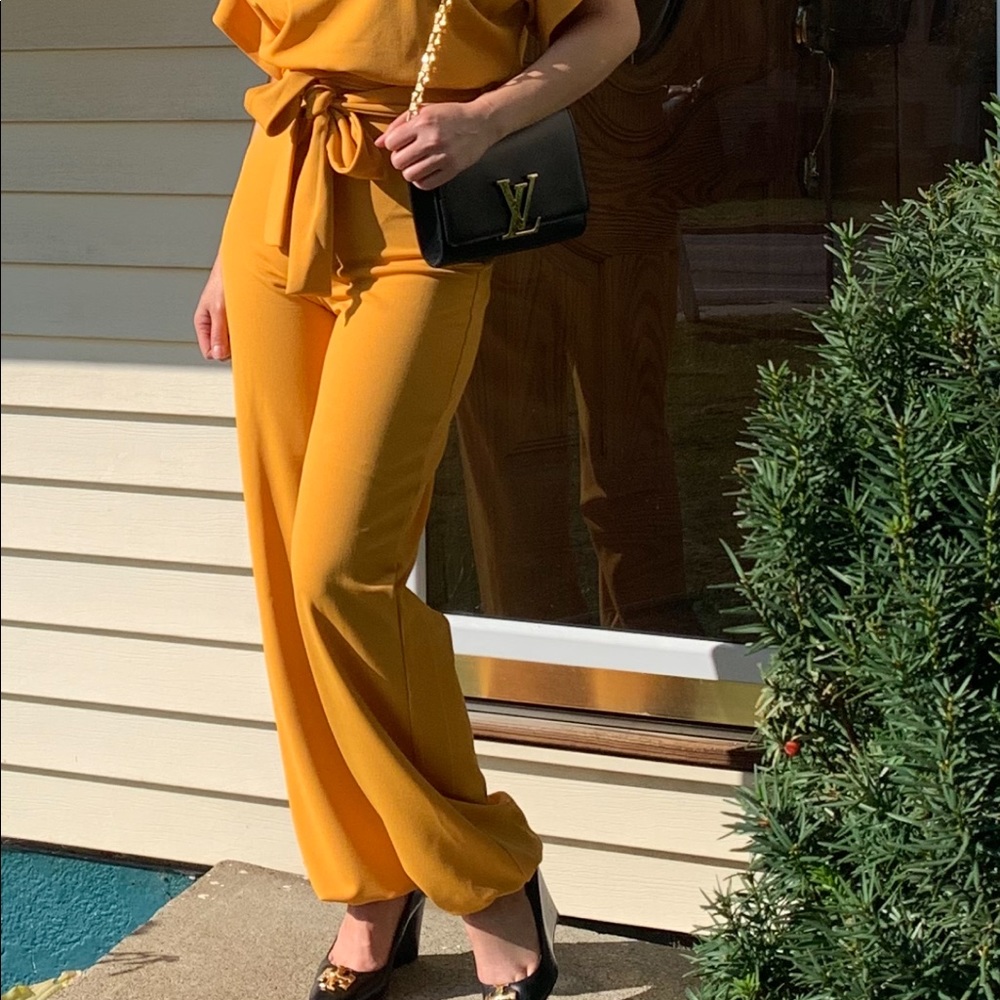 🎉HP🎉Mustard Jumpsuit